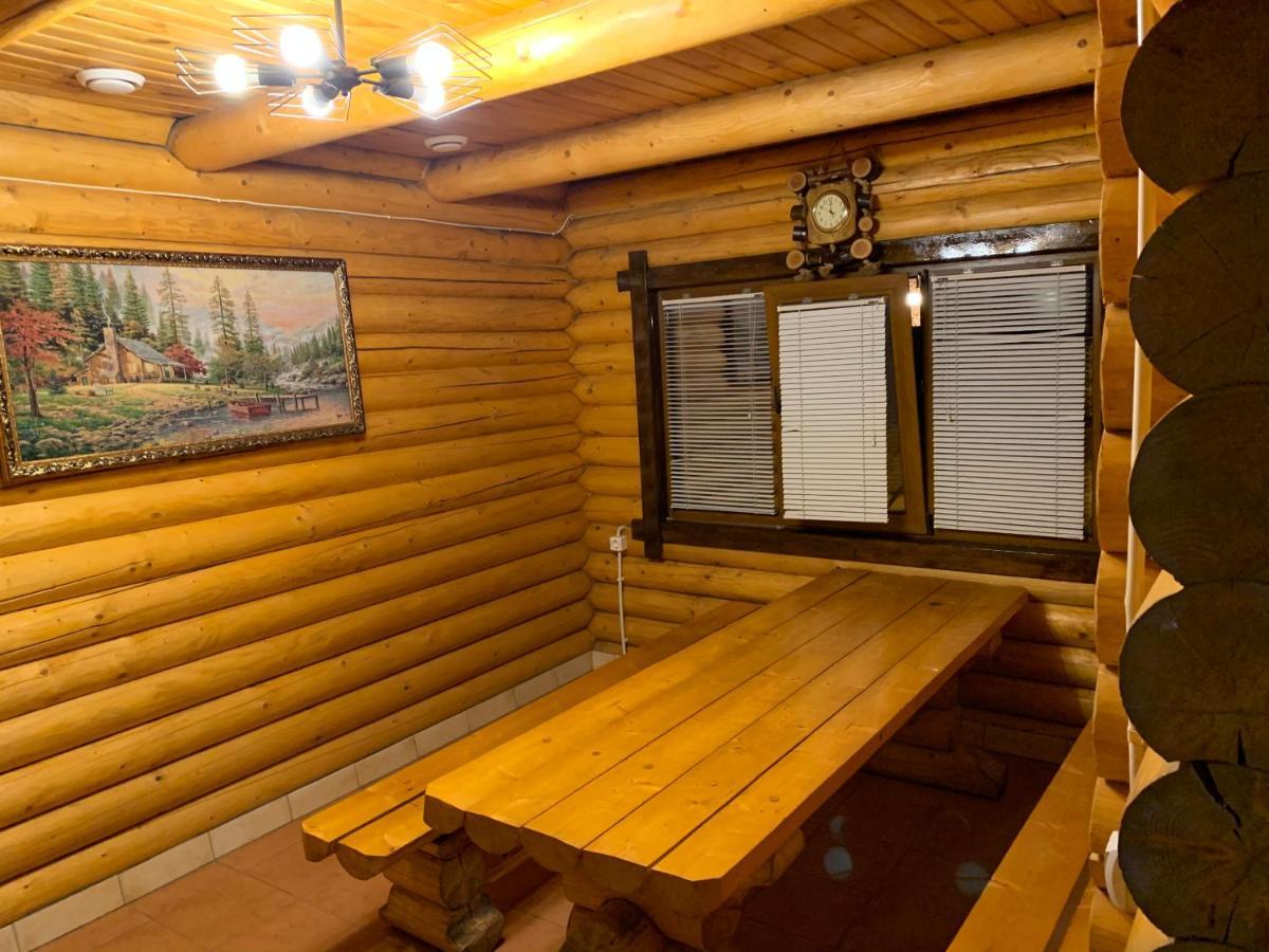 Долина Motel Chornyvody ภายนอก รูปภาพ